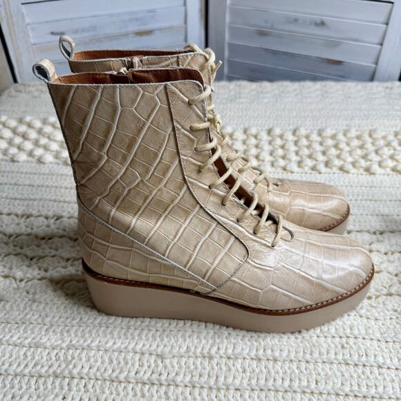 ANTHROPOLOGIE Women's 41 US 10 Stompy Platform Lace Up Boot Cream Alligator - Picture 16 of 16